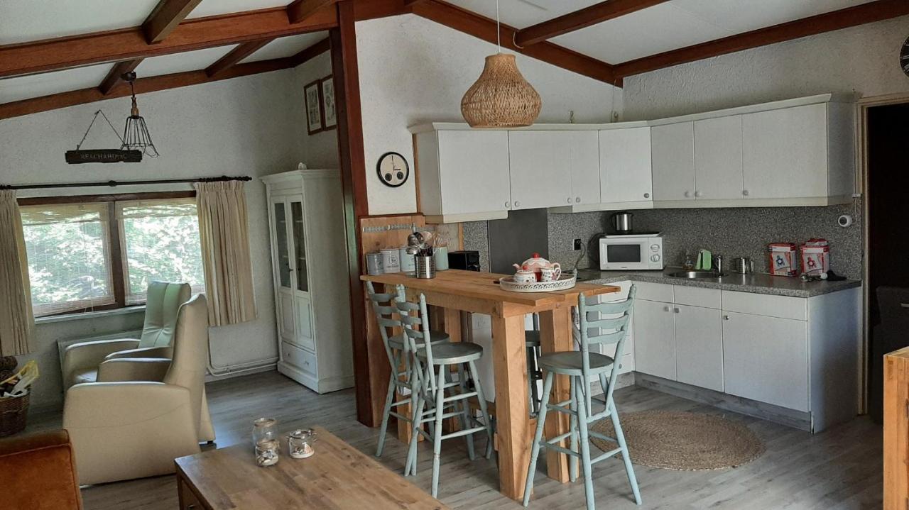 Bungalow De Pluumpot Scherpenisse Экстерьер фото